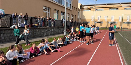 Powiększ grafikę: 3-3-w-meczu-nau-vs-ucz-713957.jpg