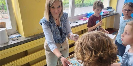 Powiększ grafikę: blekitna-kawiarenka-612420.jpg
