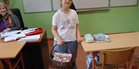 Powiększ grafikę: dzien-bez-plecaka-608910.jpg