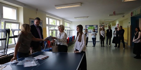 Powiększ grafikę: egzaminy-osmoklasisty-614803.jpg