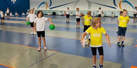 Powiększ grafikę: gala-z-okazji-swieta-edukacji-narodowej-644604.jpg