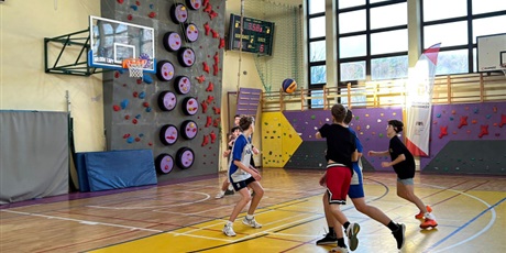 Powiększ grafikę: igrzyska-w-kosza-3x3-658955.jpg