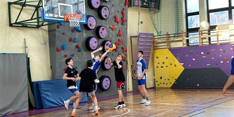 Powiększ grafikę: igrzyska-w-kosza-3x3-658958.jpg