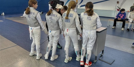 Powiększ grafikę: ii-wojewodzkie-zawody-szermiercze-680181.jpg