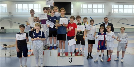 Powiększ grafikę: ii-wojewodzkie-zawody-szermiercze-680189.jpg