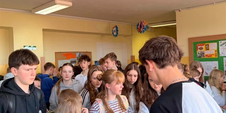 Powiększ grafikę: kiermasz-ciast-z-okazji-dnia-kobiet-680388.jpg