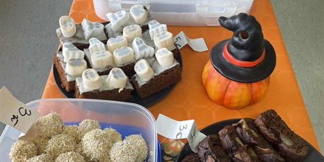 Powiększ grafikę: kiermasz-na-dzien-dynii-651212.jpg