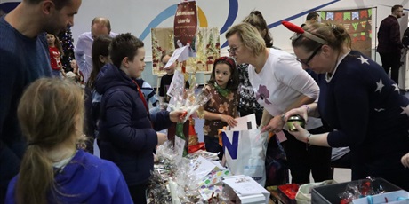 Powiększ grafikę: kiermasz-swiateczny-fotorelacja-663799.jpg