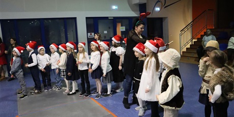 Powiększ grafikę: kiermasz-swiateczny-fotorelacja-663800.jpg