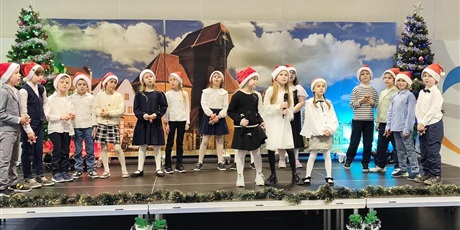 Powiększ grafikę: kiermasz-swiateczny-fotorelacja-663809.jpg