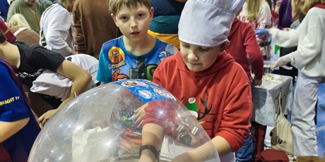 Powiększ grafikę: kiermasz-swiateczny-fotorelacja-663814.jpg