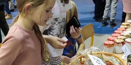 Powiększ grafikę: kiermasz-swiateczny-fotorelacja-663822.jpg