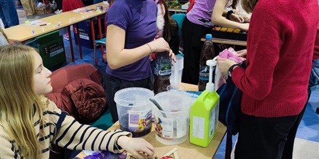 Powiększ grafikę: kiermasz-swiateczny-fotorelacja-663829.jpg