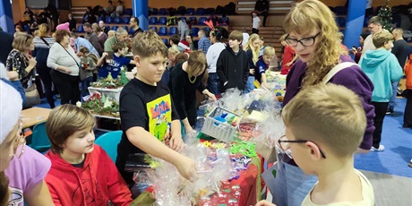 Powiększ grafikę: kiermasz-swiateczny-fotorelacja-663831.jpg