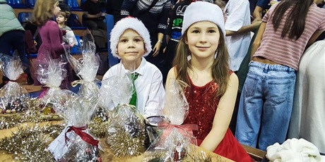 Powiększ grafikę: kiermasz-swiateczny-fotorelacja-663842.jpg