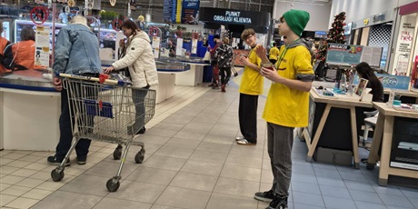 Powiększ grafikę: kwesta-662516.jpg