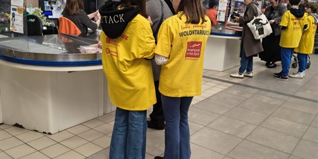 Powiększ grafikę: kwesta-684910.jpg