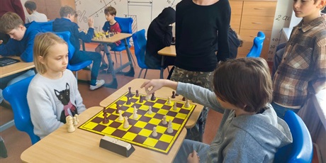 Powiększ grafikę: laufer-wyniki-turnieju-szachowego-655775.jpg