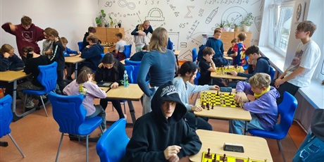 Powiększ grafikę: laufer-wyniki-turnieju-szachowego-655780.jpg