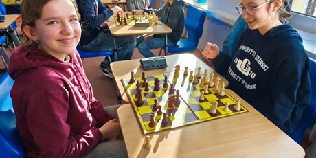 Powiększ grafikę: laufer-wyniki-turnieju-szachowego-655787.jpg