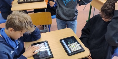 Powiększ grafikę: laufer-wyniki-turnieju-szachowego-655802.jpg