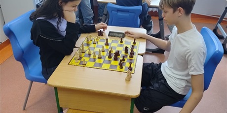 Powiększ grafikę: laufer-wyniki-turnieju-szachowego-655807.jpg