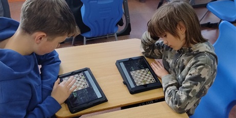 Powiększ grafikę: laufer-wyniki-turnieju-szachowego-655808.jpg