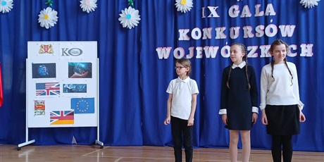 Powiększ grafikę: mamy-laureatow-w-mat-geo-617523.jpg