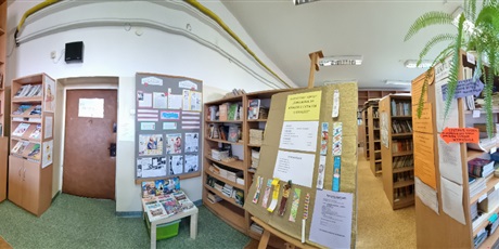 Powiększ grafikę: miesiac-bibliotek-szkolnych-319525.jpg