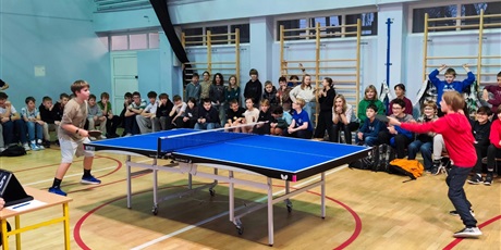 Powiększ grafikę: mikolajkowy-turniej-ping-ponga-661272.jpg