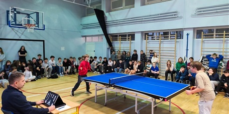 Powiększ grafikę: mikolajkowy-turniej-ping-ponga-661276.jpg