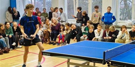 Powiększ grafikę: mikolajkowy-turniej-ping-ponga-661279.jpg