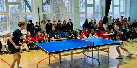 Powiększ grafikę: mikolajkowy-turniej-ping-ponga-661282.jpg