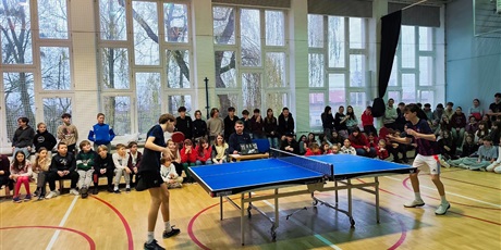 Powiększ grafikę: mikolajkowy-turniej-ping-ponga-661284.jpg