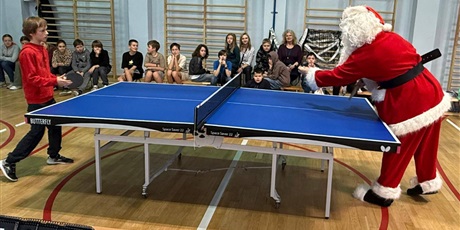 Powiększ grafikę: mikolajkowy-turniej-ping-ponga-661298.jpg