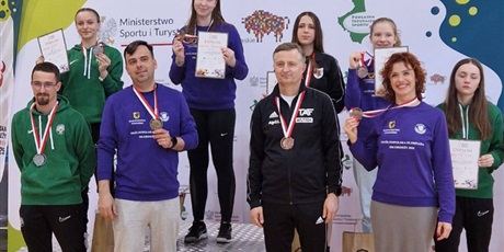 Powiększ grafikę: nasi-absolwenci-mistrzami-polski-u17-612408.jpg