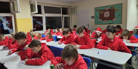 Powiększ grafikę: nocny-maraton-matematyczny-edycja-osma-mikolajkowa-661582.jpg