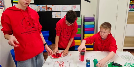 Powiększ grafikę: nocny-maraton-matematyczny-edycja-osma-mikolajkowa-661620.jpg