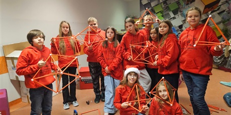 Powiększ grafikę: nocny-maraton-matematyczny-edycja-osma-mikolajkowa-661627.jpg