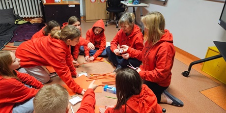 Powiększ grafikę: nocny-maraton-matematyczny-edycja-osma-mikolajkowa-661631.jpg