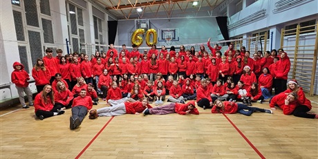 Powiększ grafikę: nocny-maraton-matematyczny-edycja-osma-mikolajkowa-661642.jpg