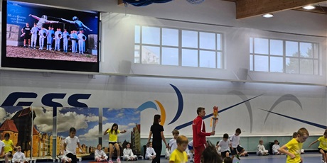 Powiększ grafikę: obchody-60-lecia-643047.jpg