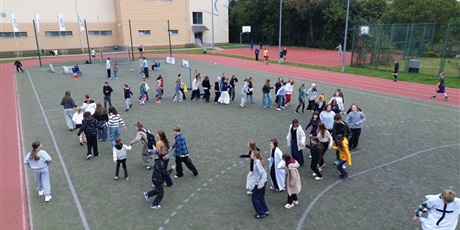 Powiększ grafikę: obchody-60-lecia-643075.jpg