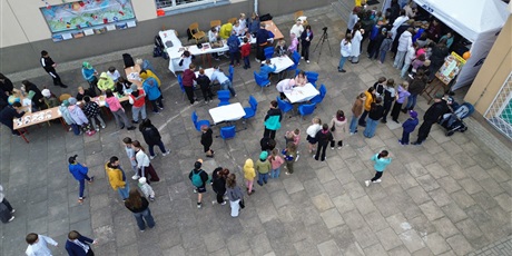 Powiększ grafikę: obchody-60-lecia-643091.jpg