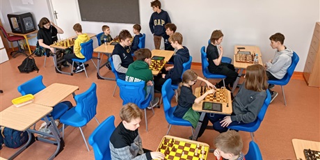 Powiększ grafikę: szkolny-turniej-szachowy-wyniki-432055.jpg