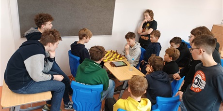 Powiększ grafikę: szkolny-turniej-szachowy-wyniki-432067.jpg