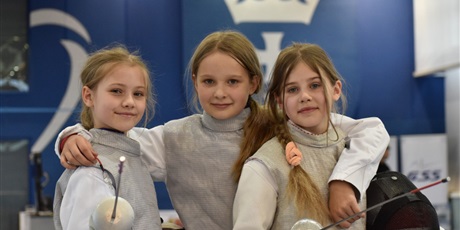 Powiększ grafikę: szkolny-turniej-wiosenny-we-florecie-dzieci-klas-ii-iii-617670.jpg
