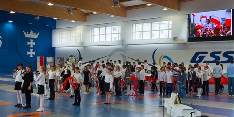 Powiększ grafikę: uroczysty-apel-690954.jpg