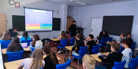 Powiększ grafikę: vi-matematyczny-konkurs-kahoot-wyniki-700193.jpg
