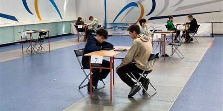 Powiększ grafikę: wyniki-i-miedzyszkolnego-turnieju-szachowego-laufer-688598.jpg